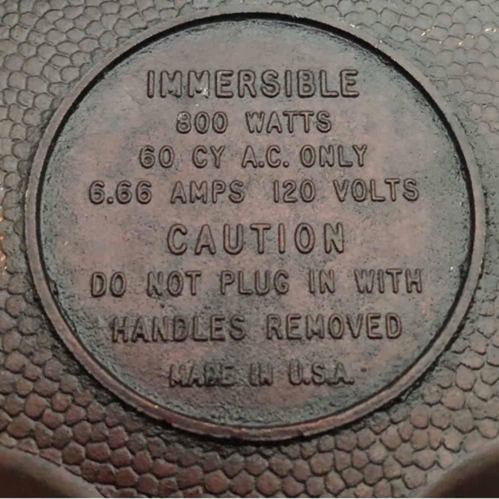 Vintage Presto Wee Fry Electric Skillet - Picture 4 of 7